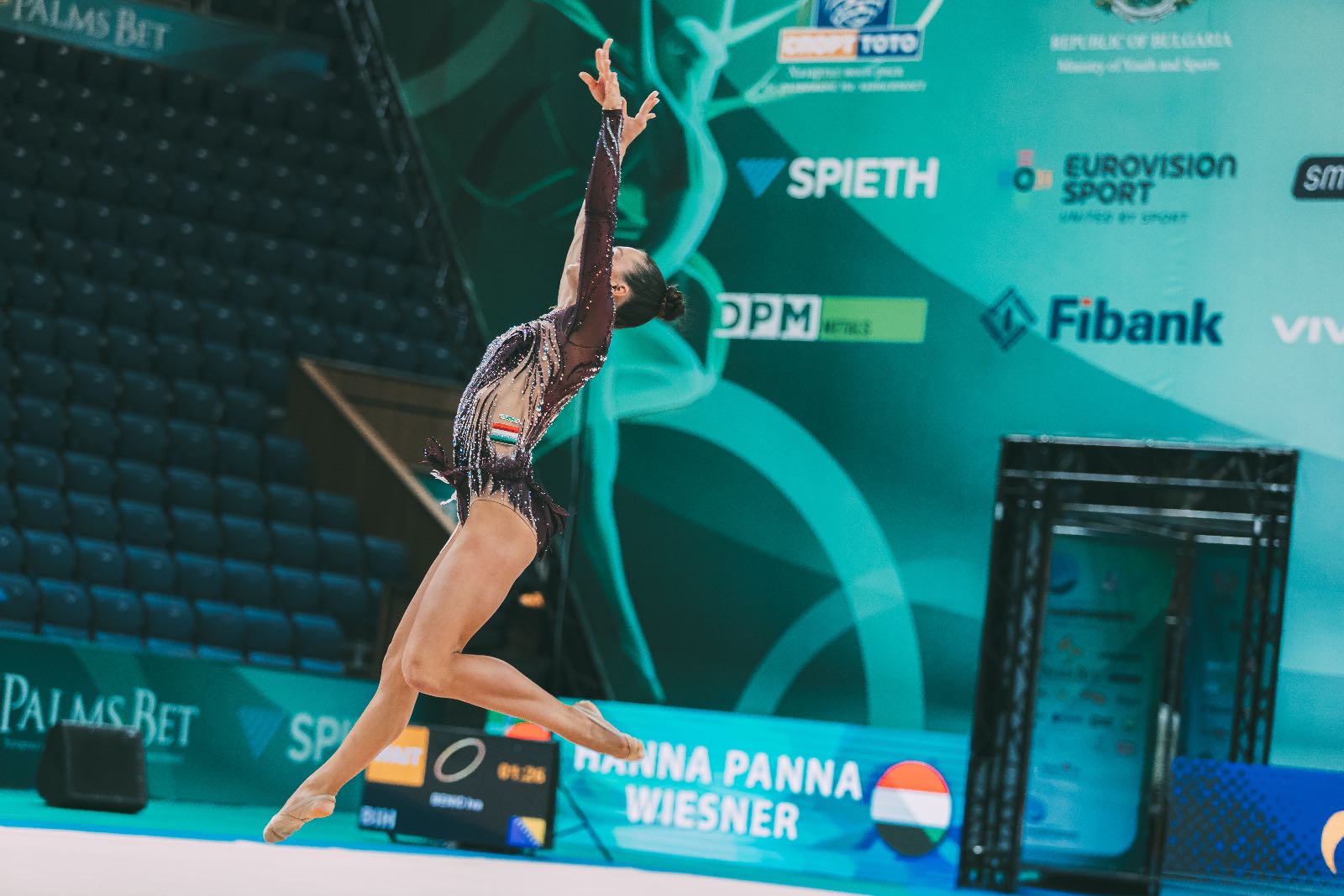 Hanna Panna Wiesner performs with ball at European Championships in Rhythmic Gymnastics 2026
