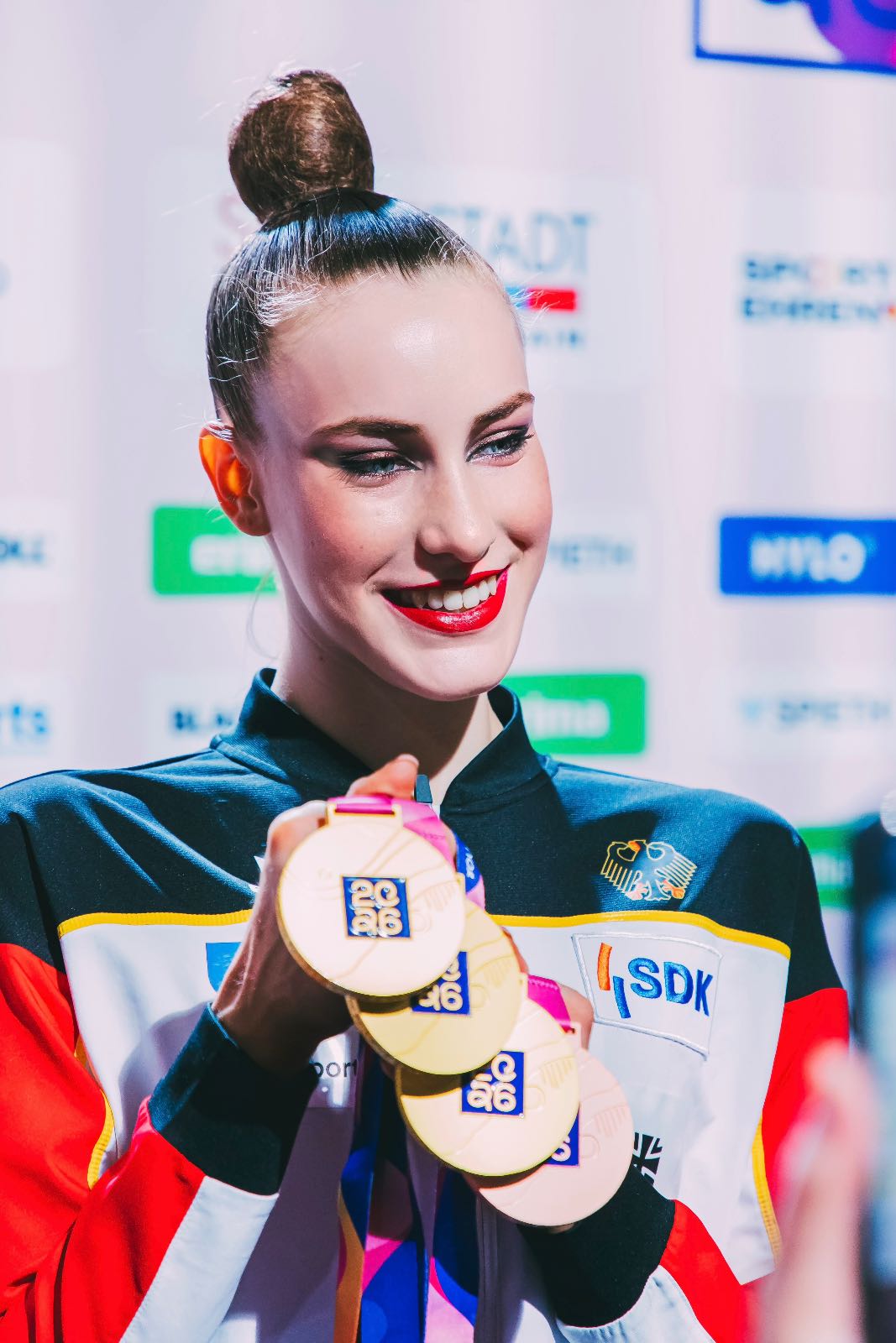 Darja Varfolomeev at the World Championships in Rhythmic Gymnastics 2026 award ceremony