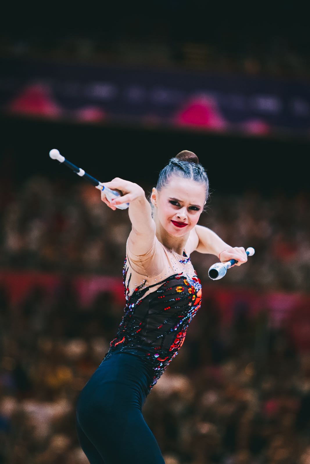 Taisiia Onofriichuk performs with clubs at World Championships in Rhythmic Gymnastics 2026